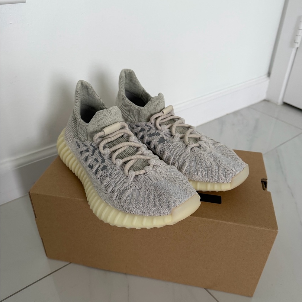 Adidas YZY 350 V2 CMPCT Sneakers with Cream Sole